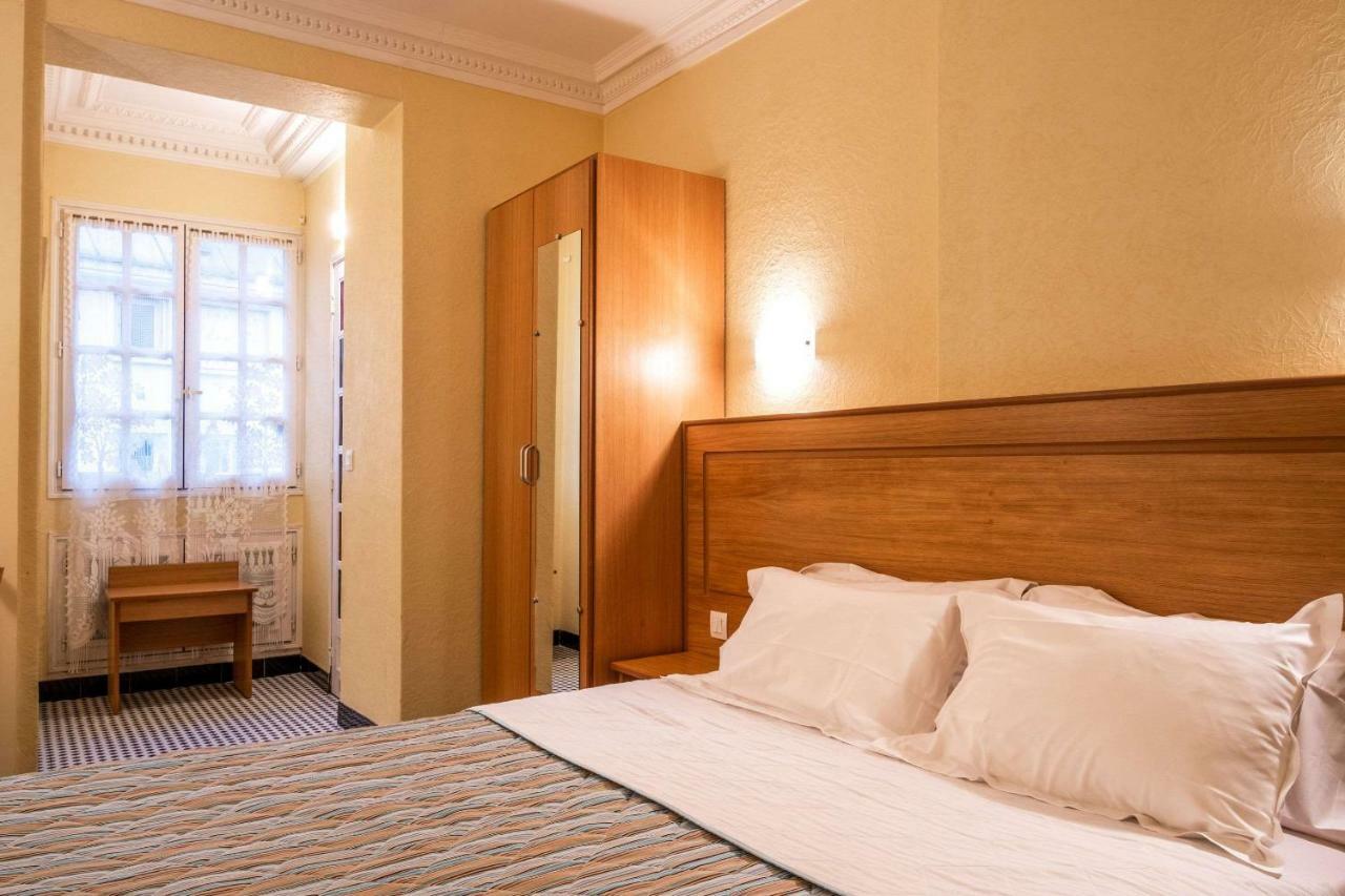 Comfort Hotel Au Firmament อานีแย-ซูร์-แซน ภายนอก รูปภาพ